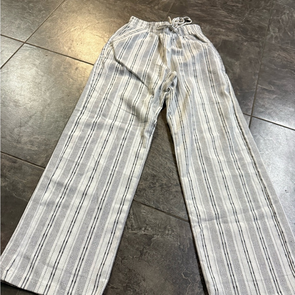 Striped Gray Womens Pants.  XS